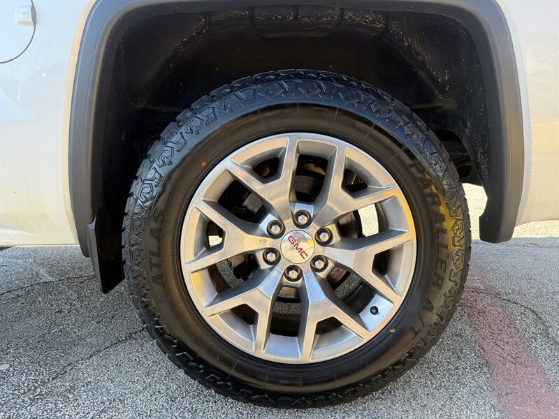 2018 GMC Sierra 1500 SLT - Photo 10 - Arlington, TX 76011