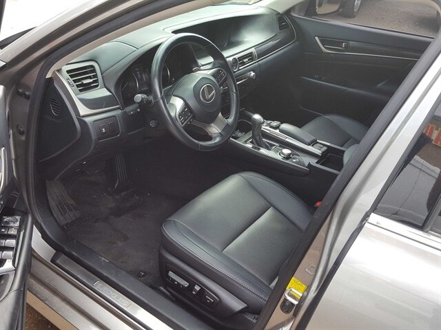 2016 Lexus GS 200t - Photo 8 - Arlington, TX 76011