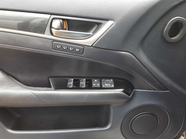 2016 Lexus GS 200t - Photo 7 - Arlington, TX 76011