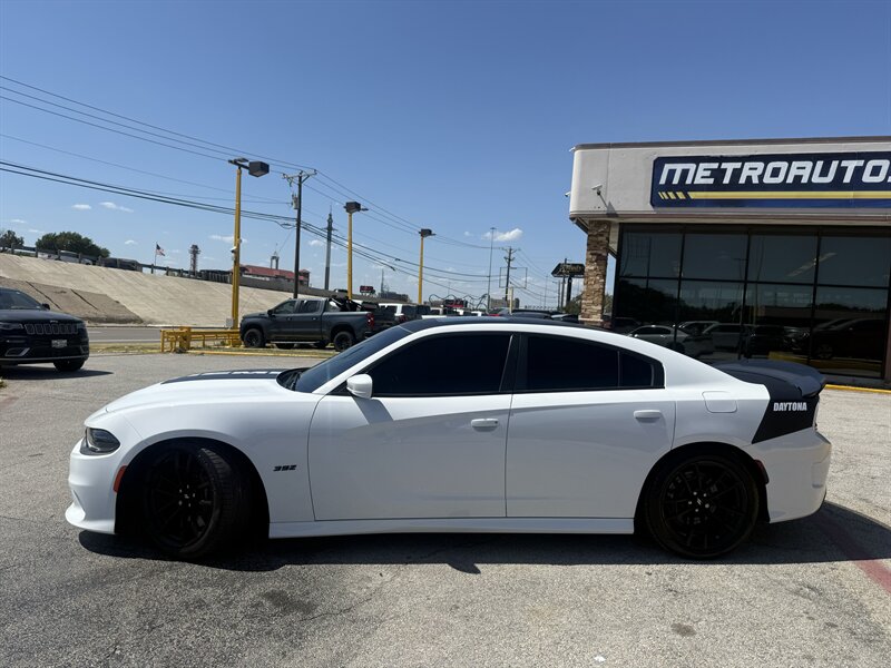 2018 Dodge Charger Daytona 392 - Photo 9 - Arlington, TX 76011