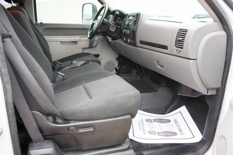 2012 Chevrolet Silverado 2500HD Work Truck - Photo 28 - Arlington, TX 76011