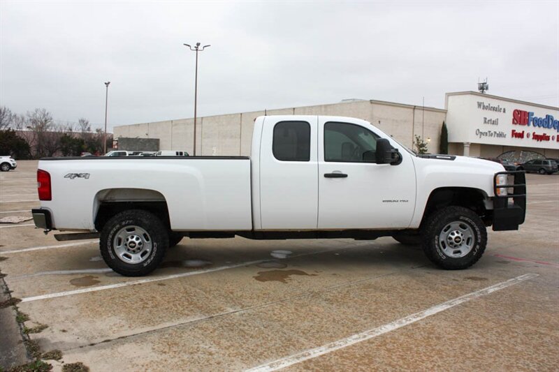 2012 Chevrolet Silverado 2500HD Work Truck - Photo 4 - Arlington, TX 76011