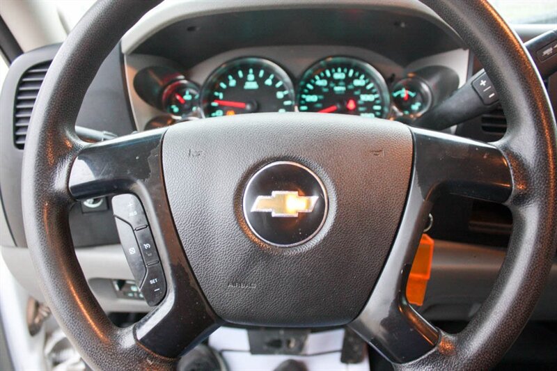 2012 Chevrolet Silverado 2500HD Work Truck - Photo 30 - Arlington, TX 76011