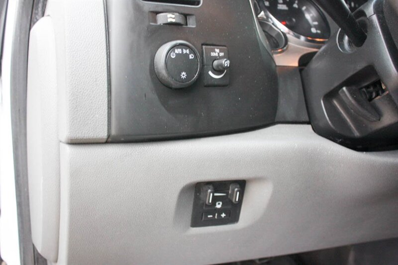 2012 Chevrolet Silverado 2500HD Work Truck - Photo 34 - Arlington, TX 76011
