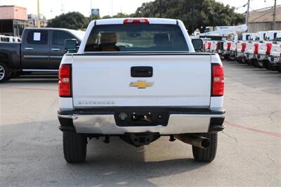 2017 Chevrolet Silverado 2500 Work Truck   - Photo 8 - Arlington, TX 76011