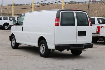 2007 Chevrolet Express 2500   - Photo 7 - Arlington, TX 76011