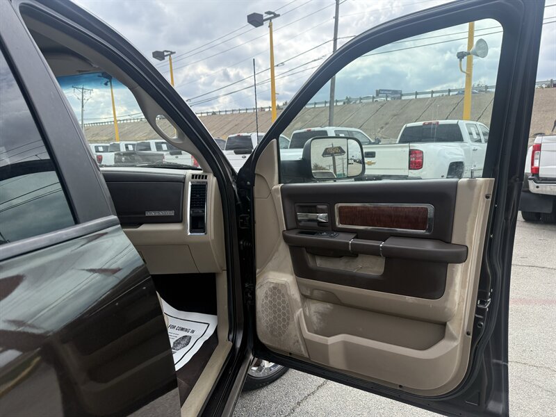 2010 Dodge Ram 3500 SLT - Photo 16 - Arlington, TX 76011
