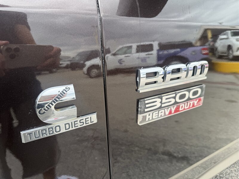 2010 Dodge Ram 3500 SLT - Photo 11 - Arlington, TX 76011