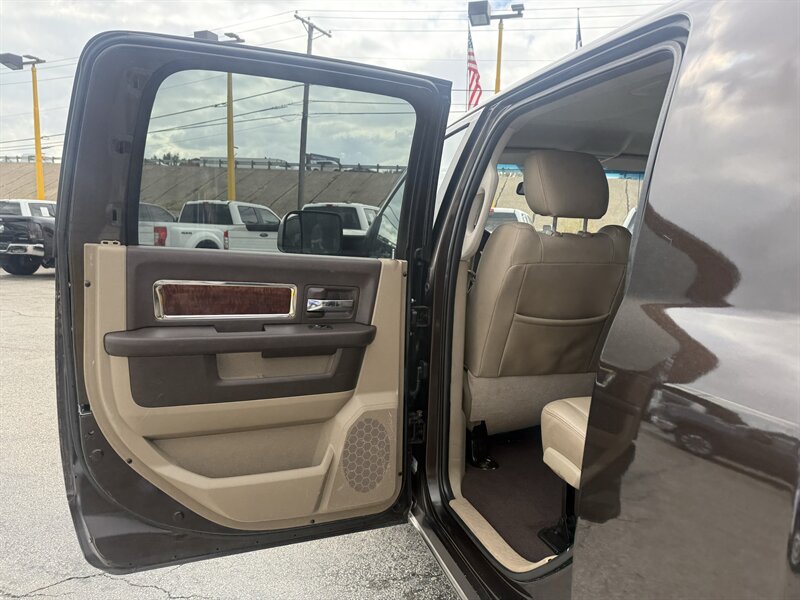 2010 Dodge Ram 3500 SLT - Photo 14 - Arlington, TX 76011