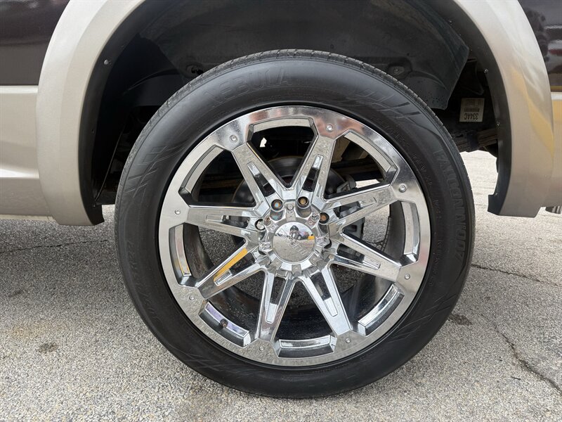 2010 Dodge Ram 3500 SLT - Photo 10 - Arlington, TX 76011