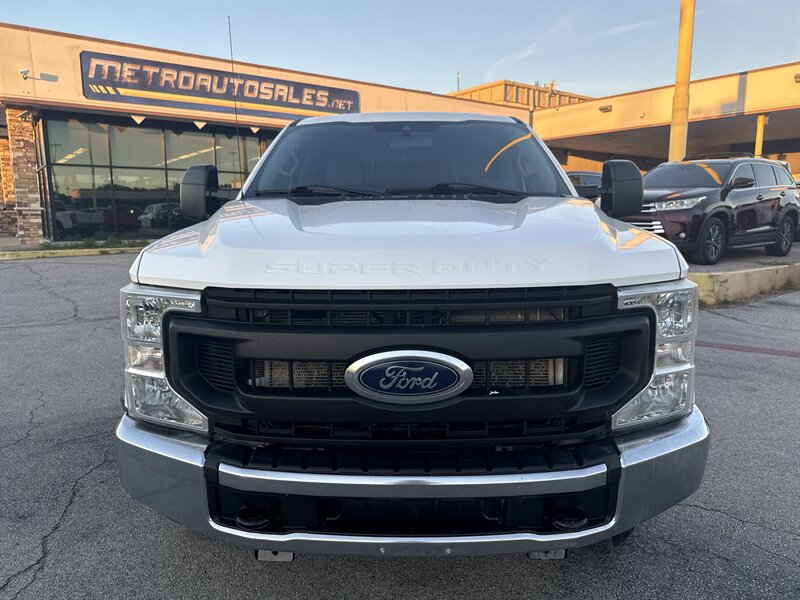 2021 Ford F-250 XL - Photo 2 - Arlington, TX 76011
