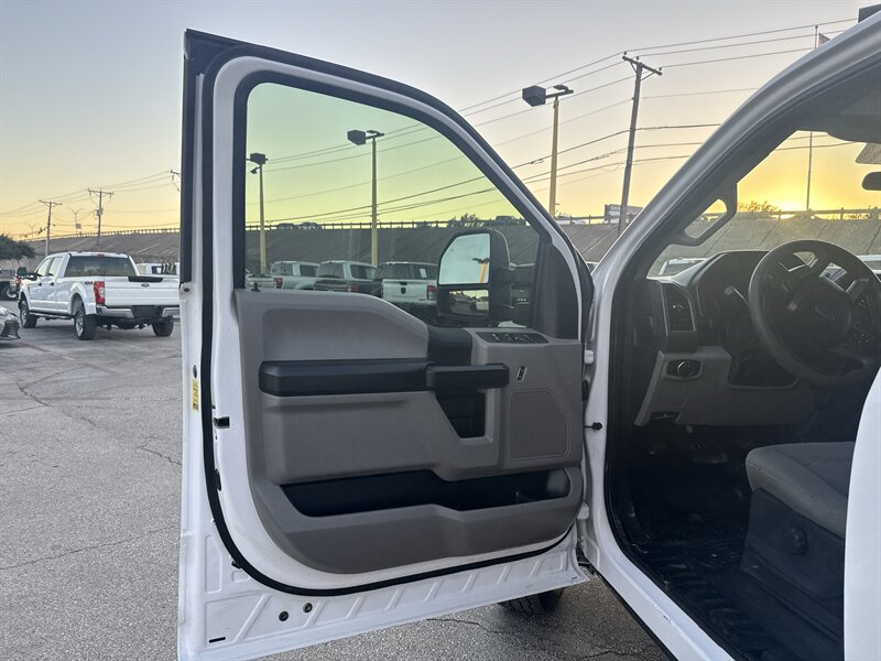 2021 Ford F-250 XL - Photo 14 - Arlington, TX 76011