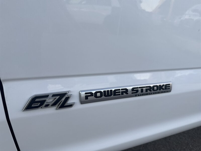 2021 Ford F-250 XL - Photo 11 - Arlington, TX 76011