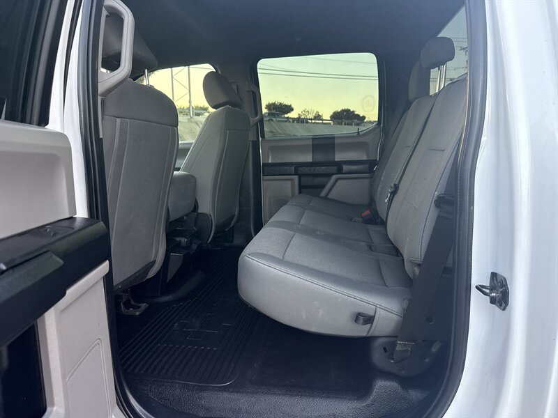 2021 Ford F-250 XL - Photo 17 - Arlington, TX 76011