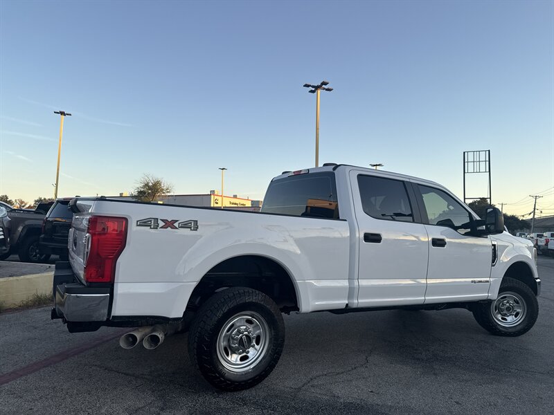 2021 Ford F-250 XL - Photo 5 - Arlington, TX 76011