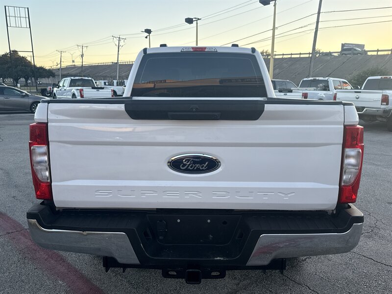 2021 Ford F-250 XL - Photo 6 - Arlington, TX 76011