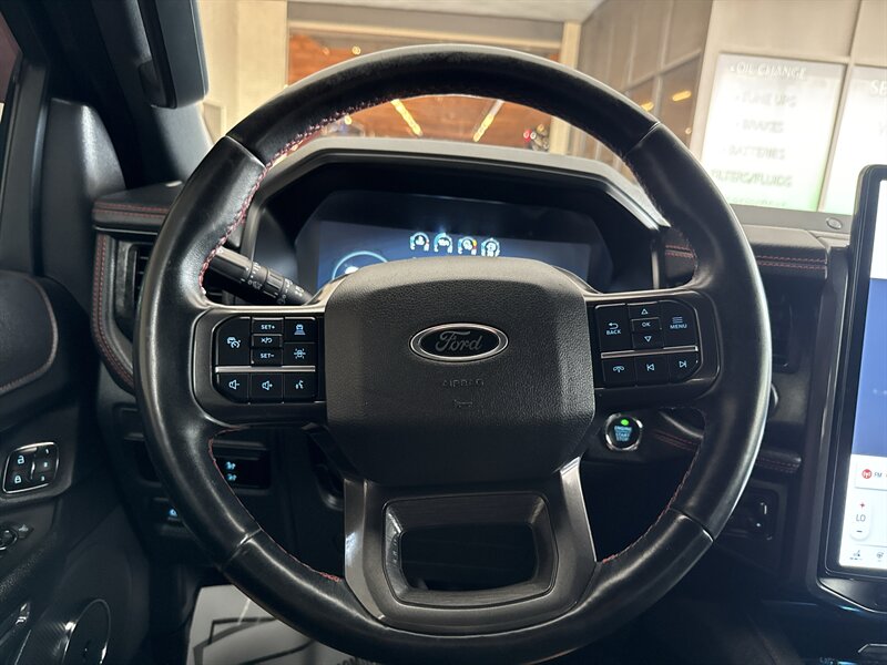 2023 Ford Expedition MAX Limited - Photo 22 - Arlington, TX 76011