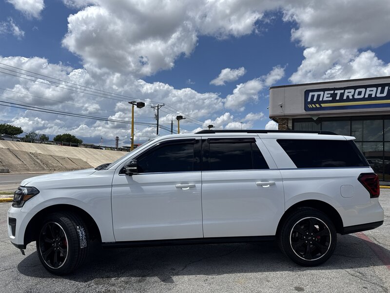 2023 Ford Expedition MAX Limited - Photo 9 - Arlington, TX 76011