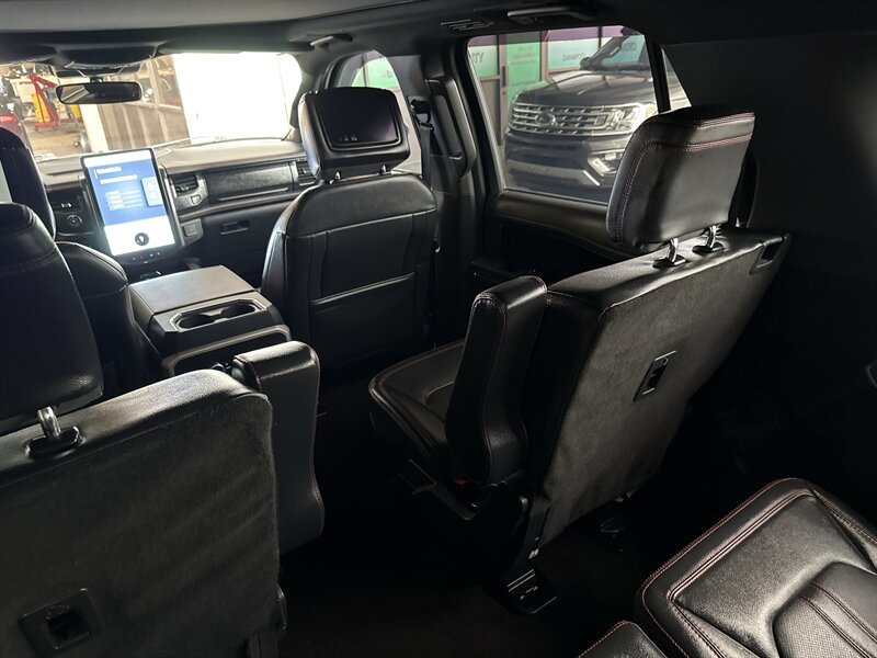 2023 Ford Expedition MAX Limited - Photo 31 - Arlington, TX 76011