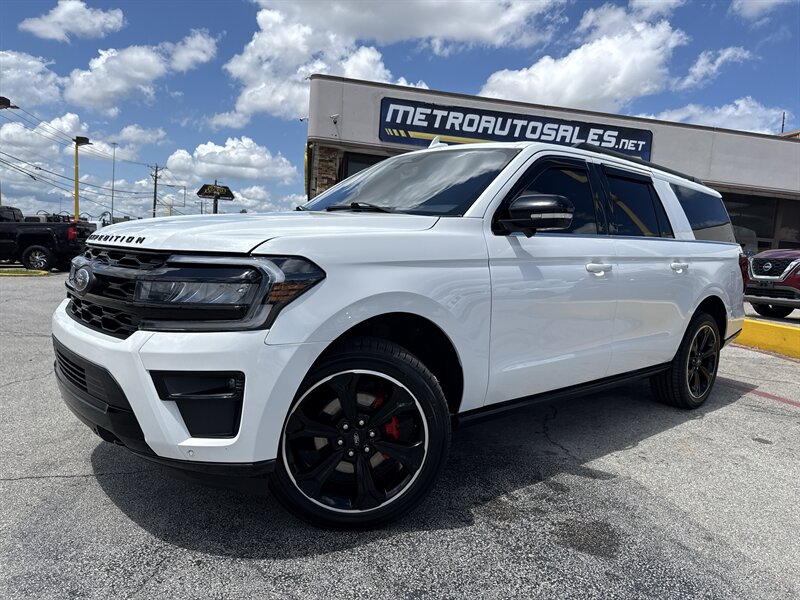 2023 Ford Expedition MAX Limited - Photo 10 - Arlington, TX 76011