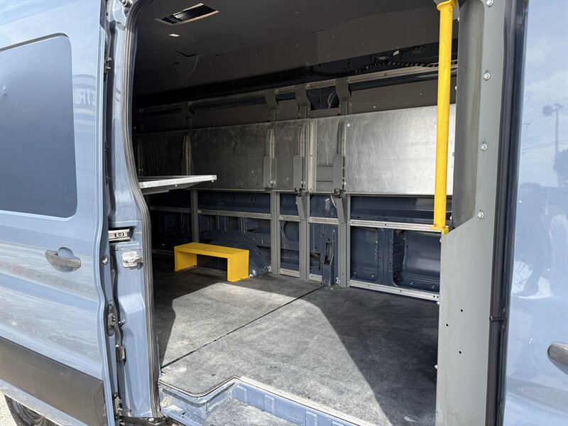 2019 Ford Transit 250 - Photo 16 - Arlington, TX 76011
