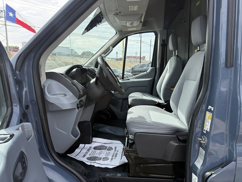 2019 Ford Transit 250 - Photo 12 - Arlington, TX 76011