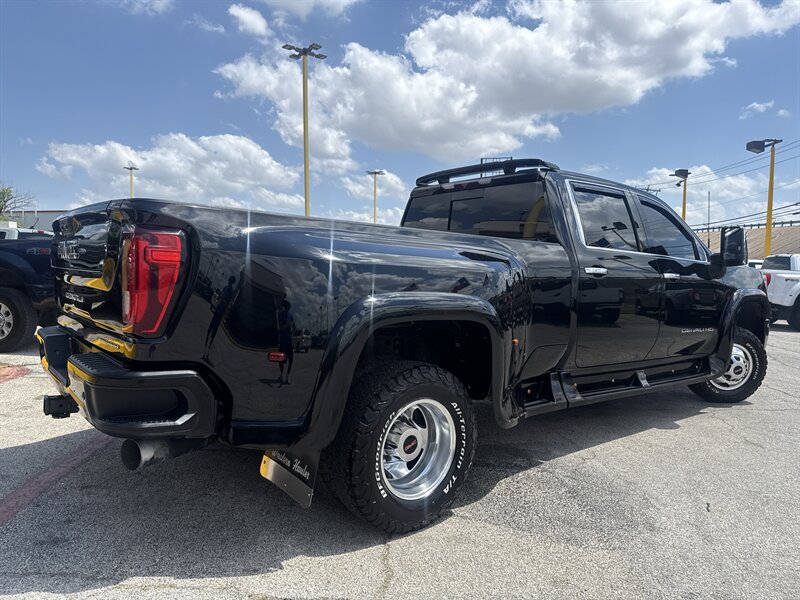 2023 GMC Sierra 3500HD Denali - Photo 5 - Arlington, TX 76011