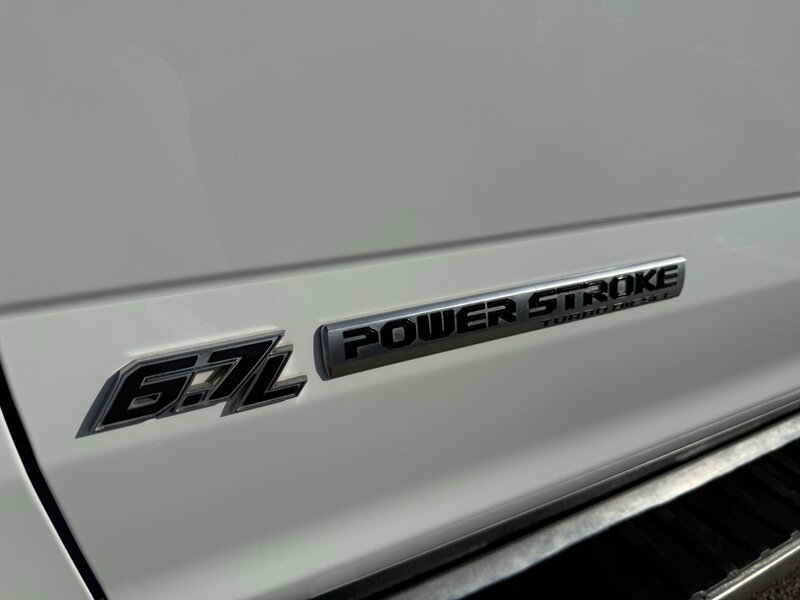 2022 Ford F-250 Super Duty XLT - Photo 12 - Arlington, TX 76011