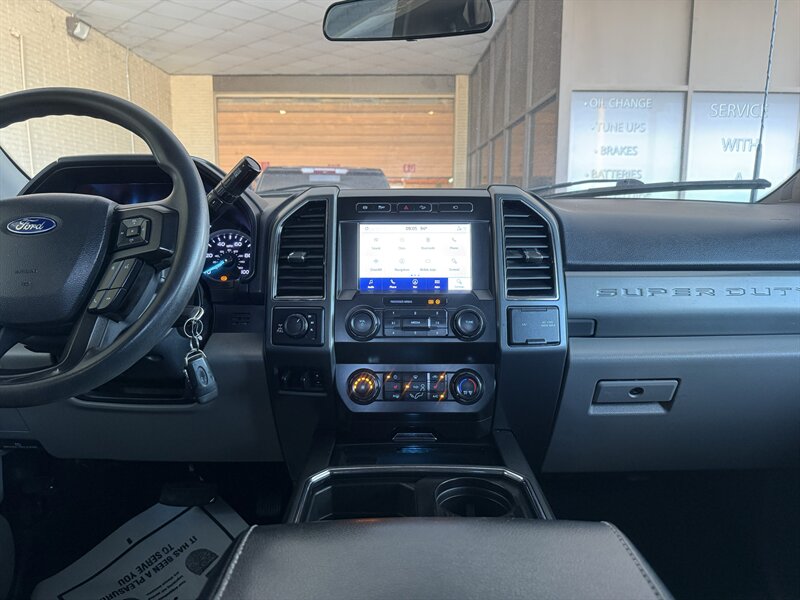 2022 Ford F-250 Super Duty XLT - Photo 24 - Arlington, TX 76011