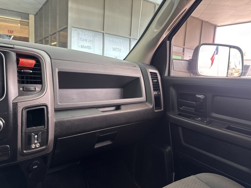 2018 RAM 3500 Tradesman - Photo 24 - Arlington, TX 76011