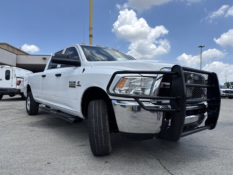 2018 RAM 3500 Tradesman - Photo 3 - Arlington, TX 76011