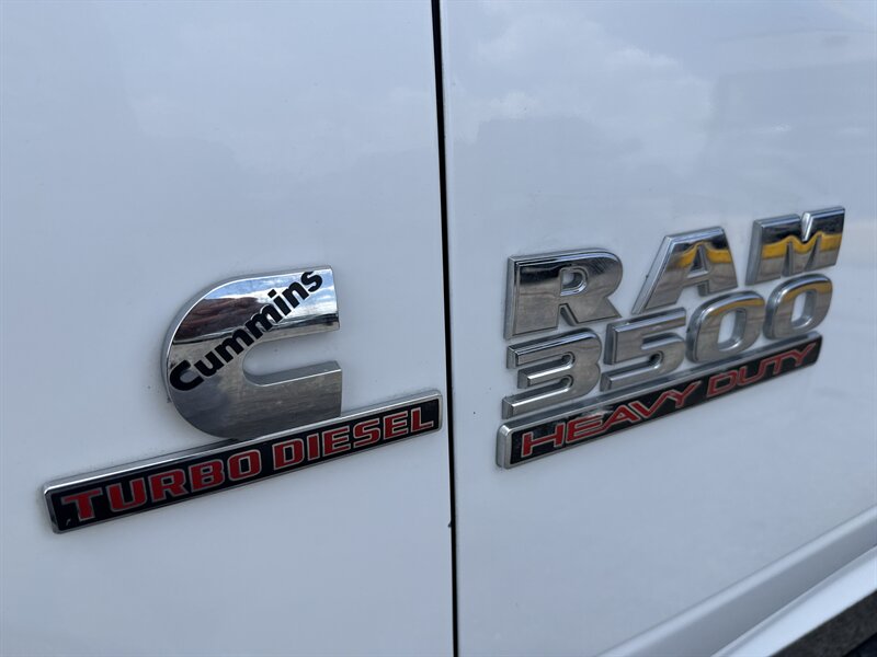 2018 RAM 3500 Tradesman - Photo 11 - Arlington, TX 76011