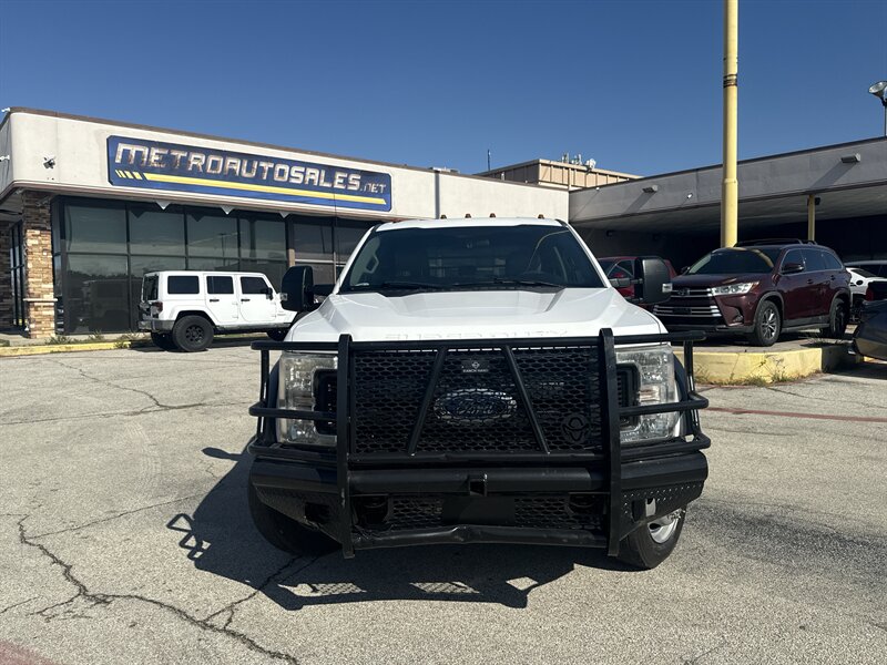 2017 FORD F550 Xl - Photo 2 - Arlington, TX 76011