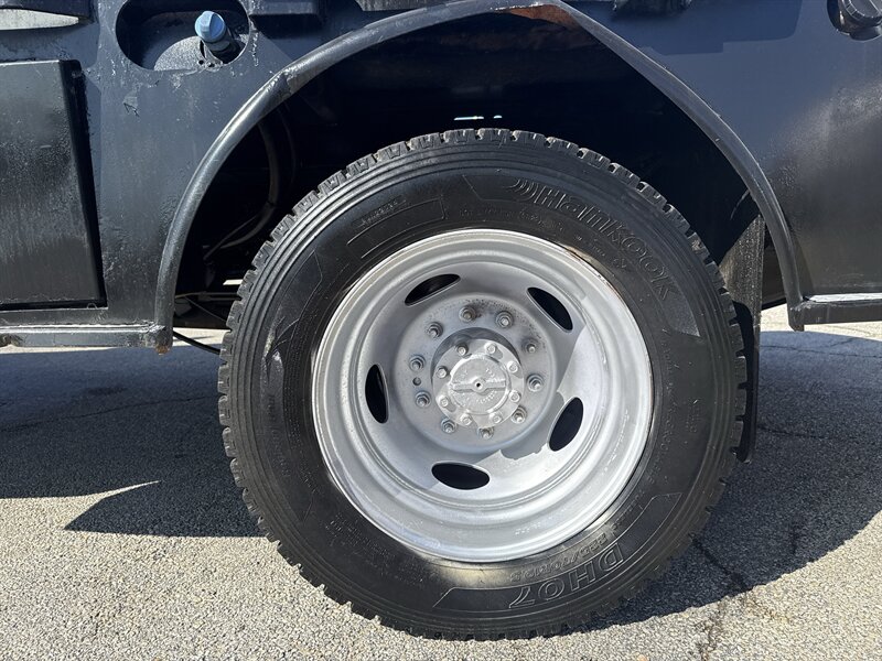 2017 FORD F550 Xl - Photo 10 - Arlington, TX 76011