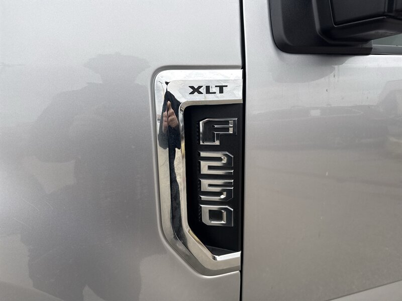 2021 Ford F-250 Super Duty Lariat - Photo 12 - Arlington, TX 76011