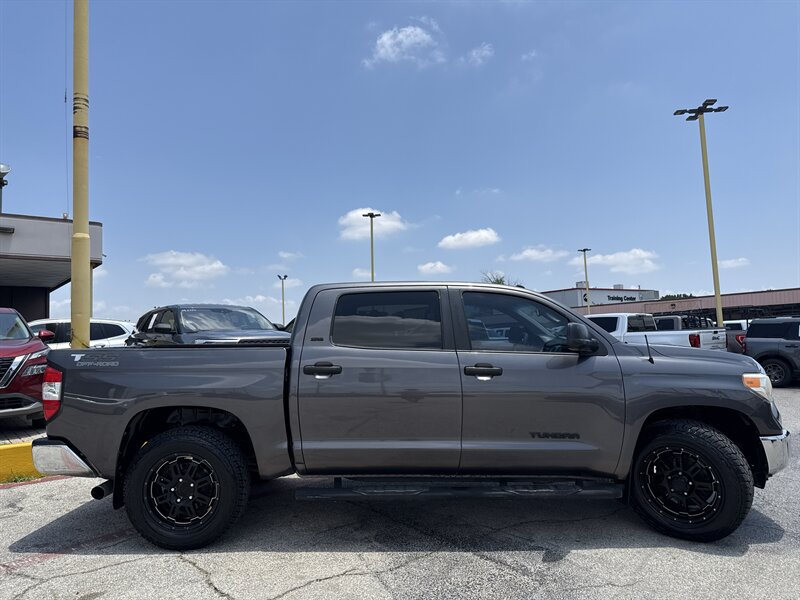 2017 Toyota Tundra SR5 - Photo 4 - Arlington, TX 76011