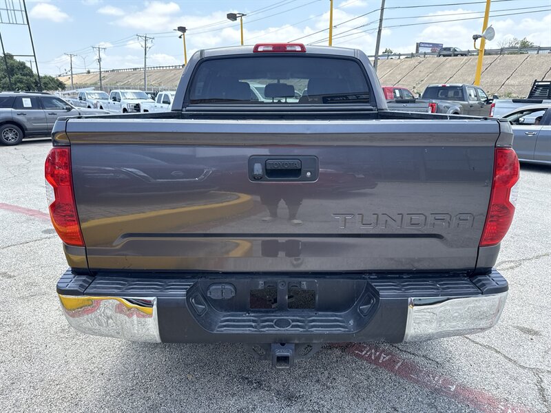 2017 Toyota Tundra SR5 - Photo 6 - Arlington, TX 76011