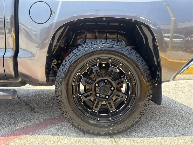 2017 Toyota Tundra SR5 - Photo 10 - Arlington, TX 76011