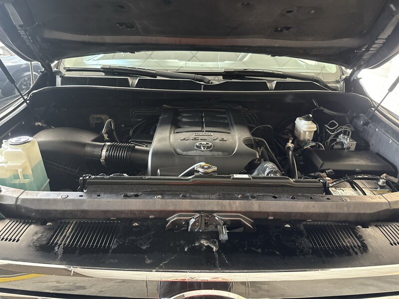 2017 Toyota Tundra SR5 - Photo 30 - Arlington, TX 76011