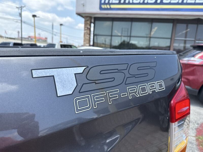 2017 Toyota Tundra SR5 - Photo 11 - Arlington, TX 76011