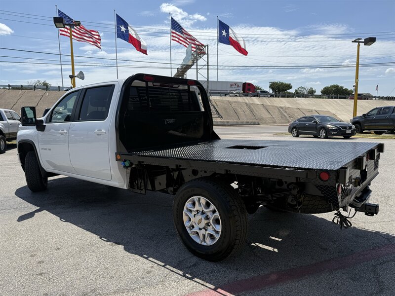 2022 Chevrolet Silverado 2500HD LT - Photo 7 - Arlington, TX 76011