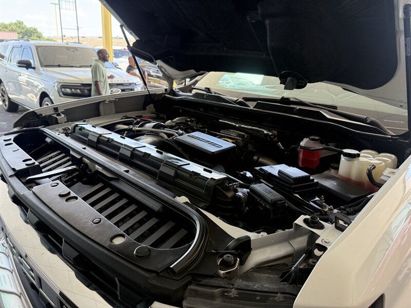 2022 Chevrolet Silverado 2500HD LT - Photo 30 - Arlington, TX 76011