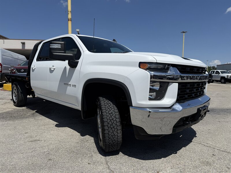 2022 Chevrolet Silverado 2500HD LT - Photo 3 - Arlington, TX 76011