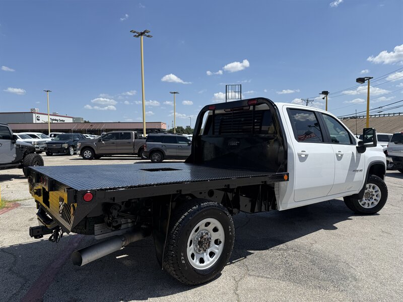 2022 Chevrolet Silverado 2500HD LT - Photo 5 - Arlington, TX 76011