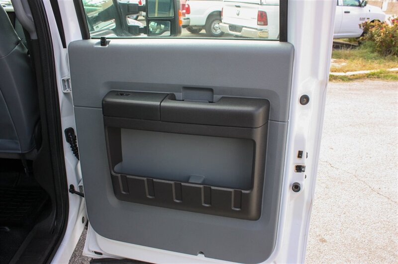 2015 Ford F-350 Super Duty XL - Photo 30 - Arlington, TX 76011