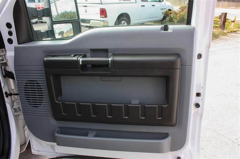 2015 Ford F-350 Super Duty XL - Photo 34 - Arlington, TX 76011