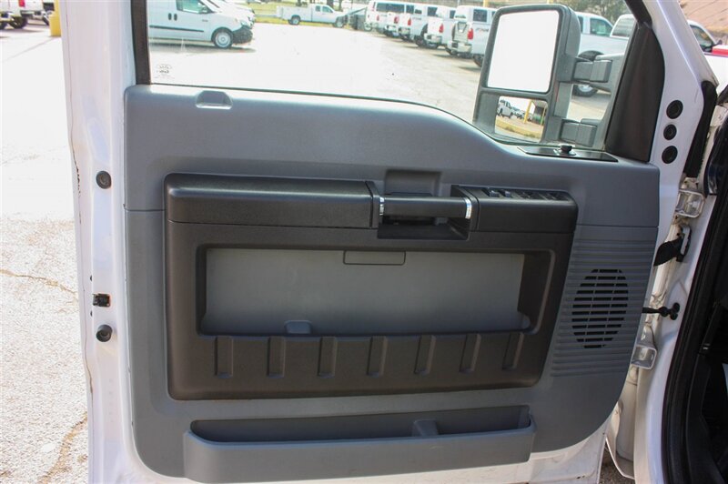 2015 Ford F-350 Super Duty XL - Photo 19 - Arlington, TX 76011