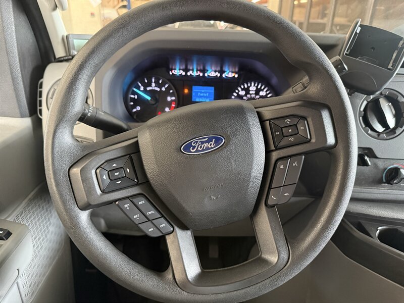 2023 Ford E-350 SD - Photo 21 - Arlington, TX 76011