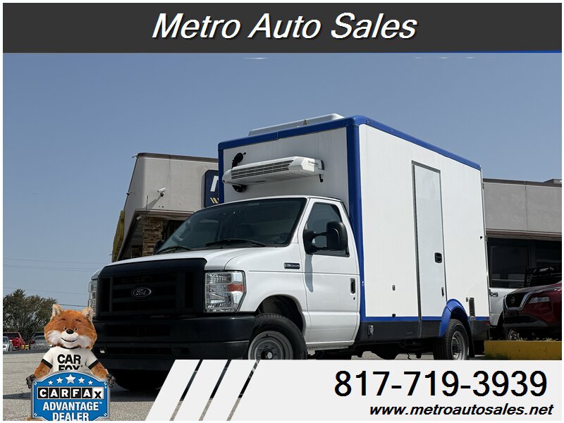 2023 Ford E-350 SD   - Photo 1 - Arlington, TX 76011