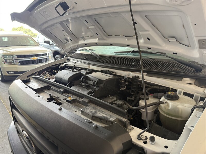 2023 Ford E-350 SD - Photo 27 - Arlington, TX 76011